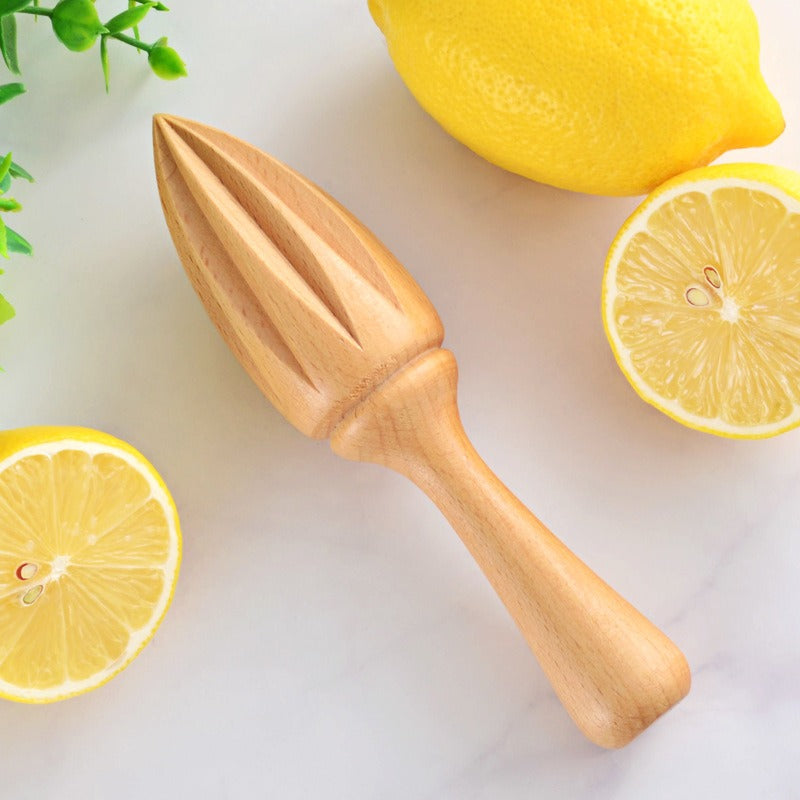 Manual Beech Lemon Juicer