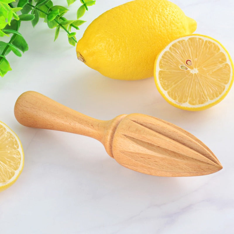 Manual Beech Lemon Juicer